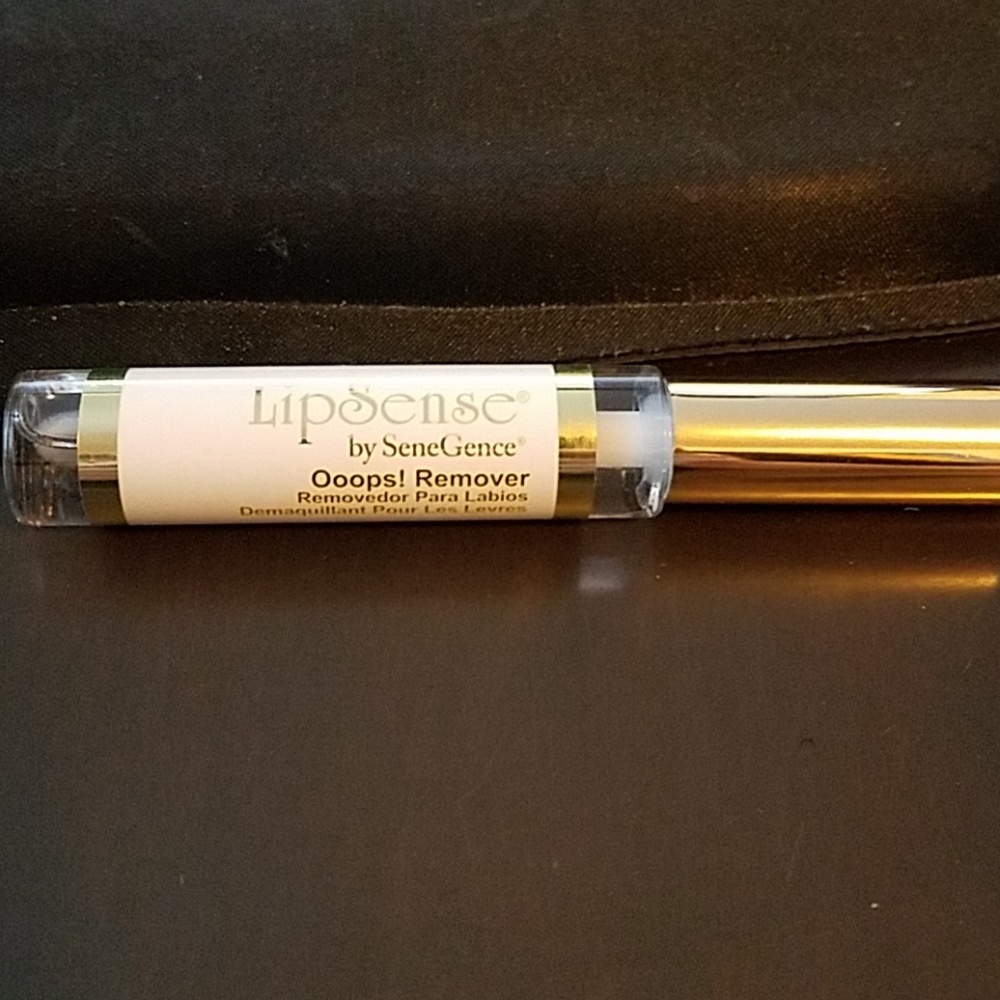 NEW Lipsense Oops Remover = NEW / SEALED